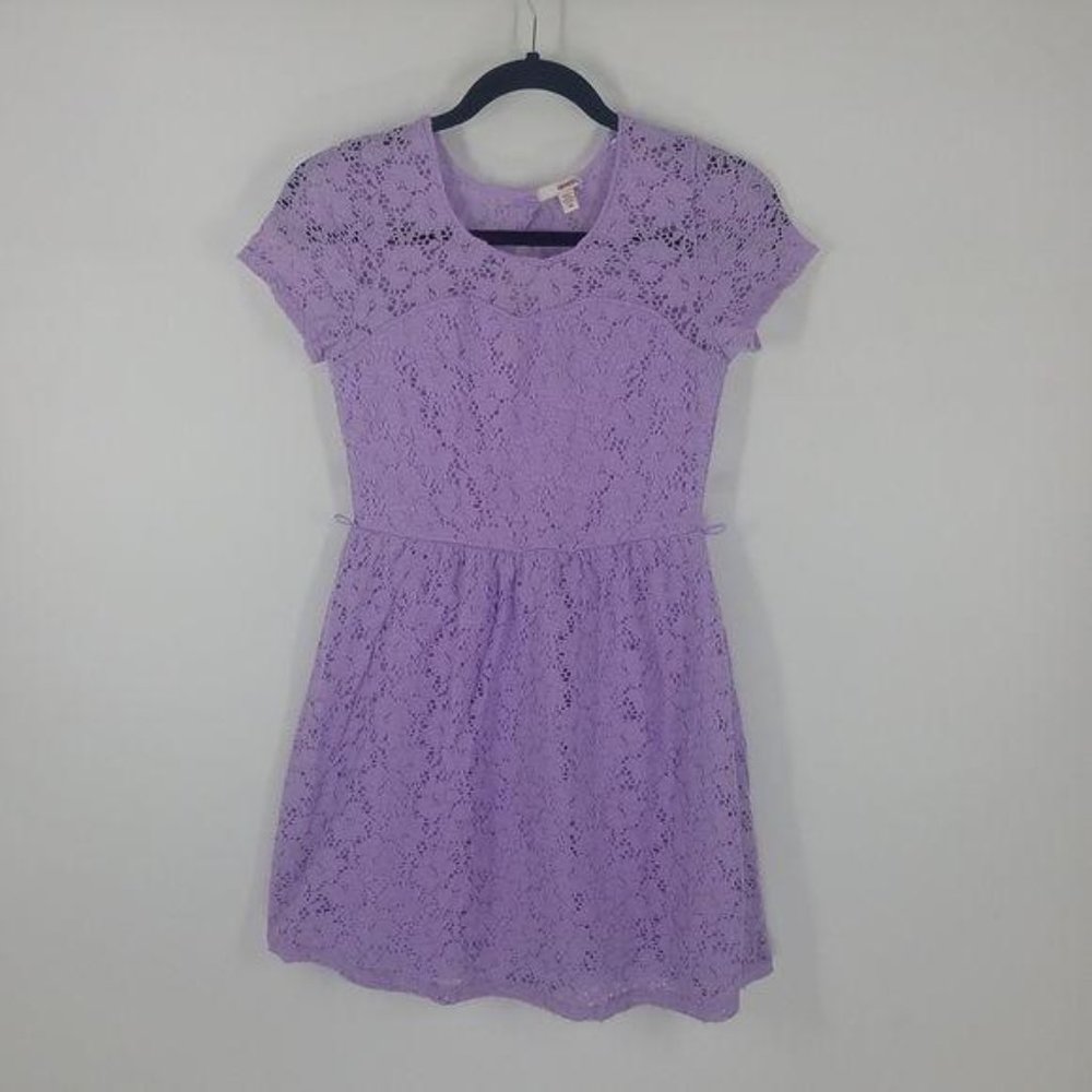 Girls lavender lace dress size Medium